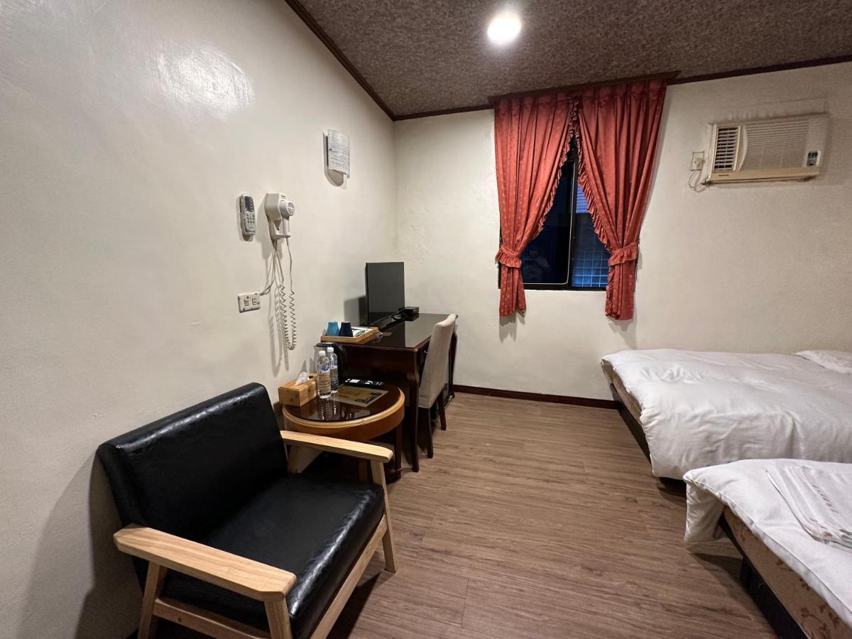 ג'יאושי Ming Ren Hotspring Hotel מראה חיצוני תמונה