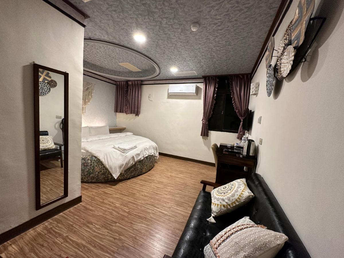 ג'יאושי Ming Ren Hotspring Hotel מראה חיצוני תמונה