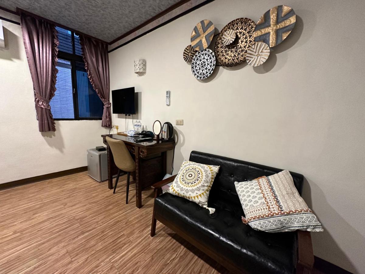 ג'יאושי Ming Ren Hotspring Hotel מראה חיצוני תמונה