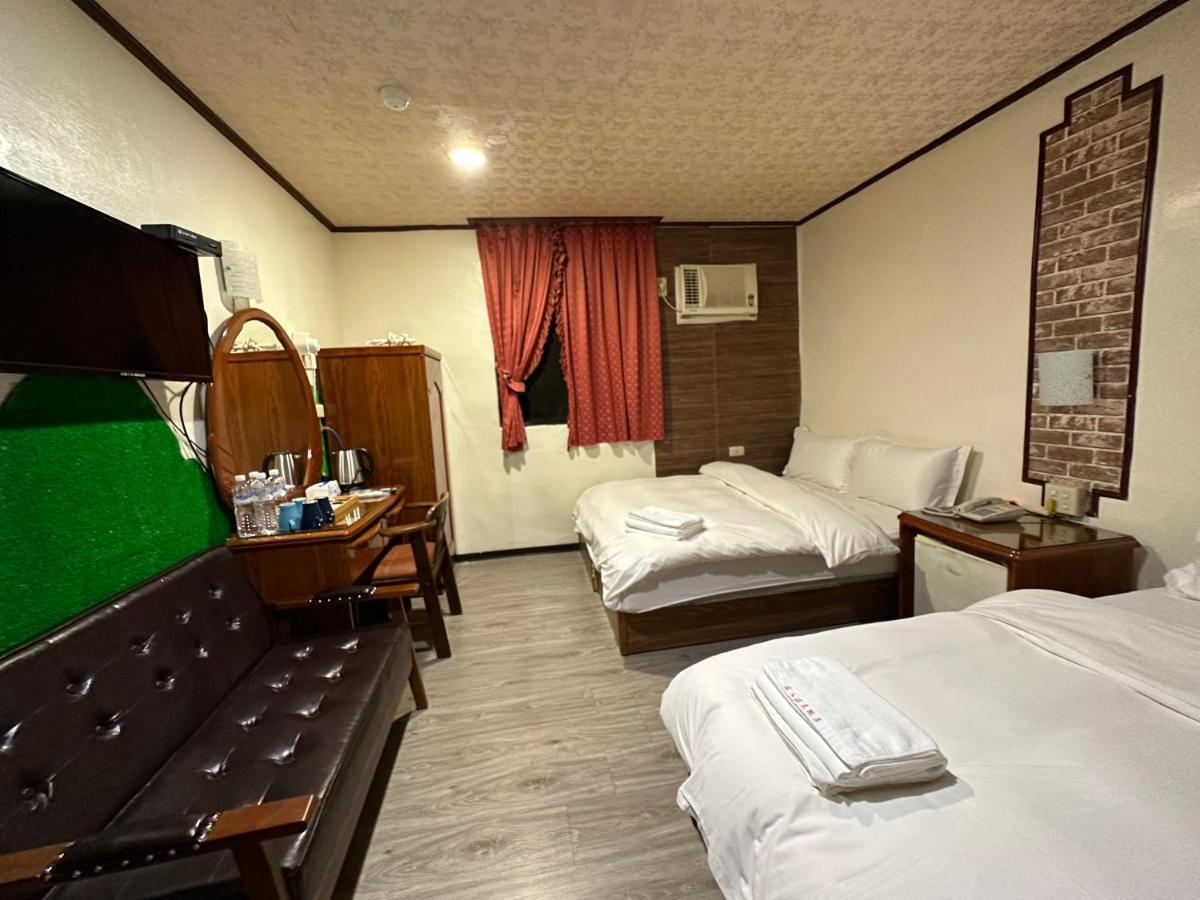 ג'יאושי Ming Ren Hotspring Hotel מראה חיצוני תמונה