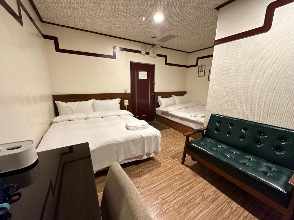 ג'יאושי Ming Ren Hotspring Hotel מראה חיצוני תמונה